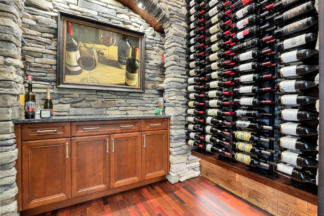 17413 Via Lugano Ct, Miromar Lakes, FL 33913