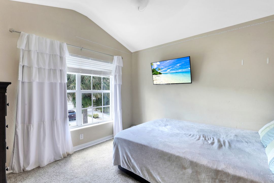 8381 Village Edge Cir  #4, Fort Myers, FL 33919