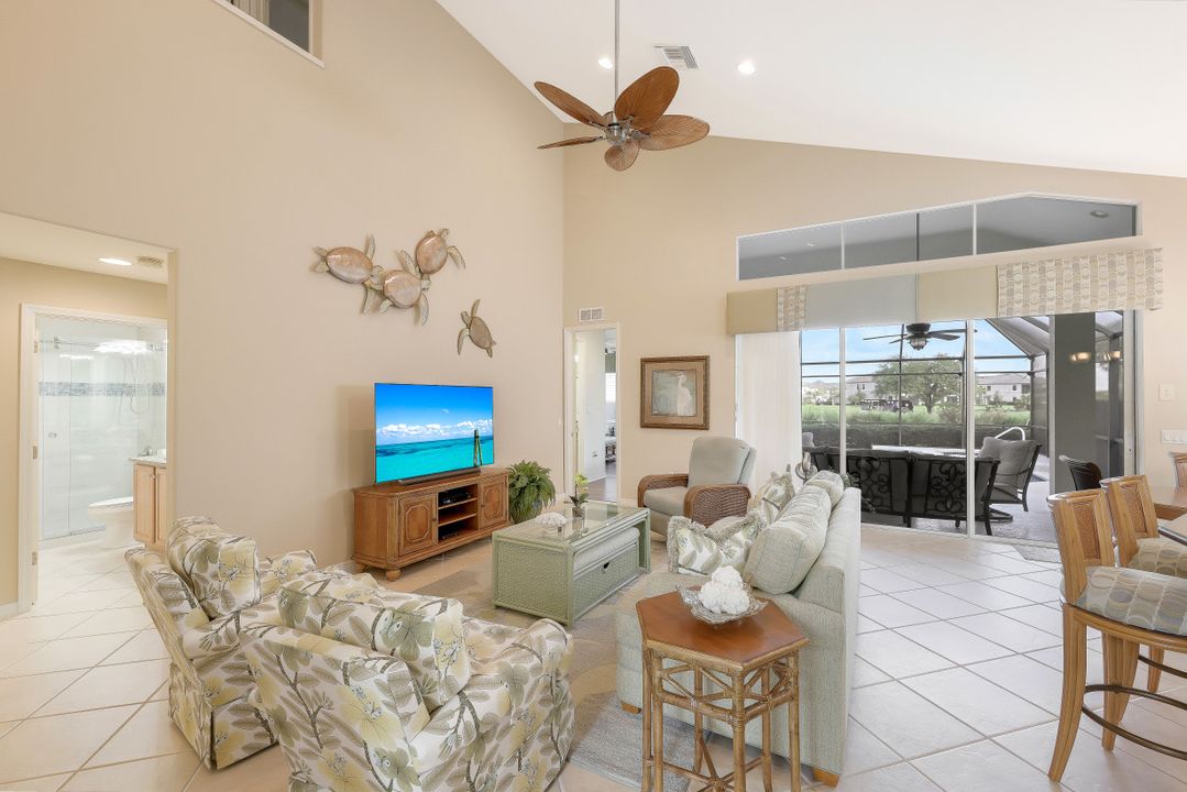 11857 Bramble Ct, Naples, FL 34120