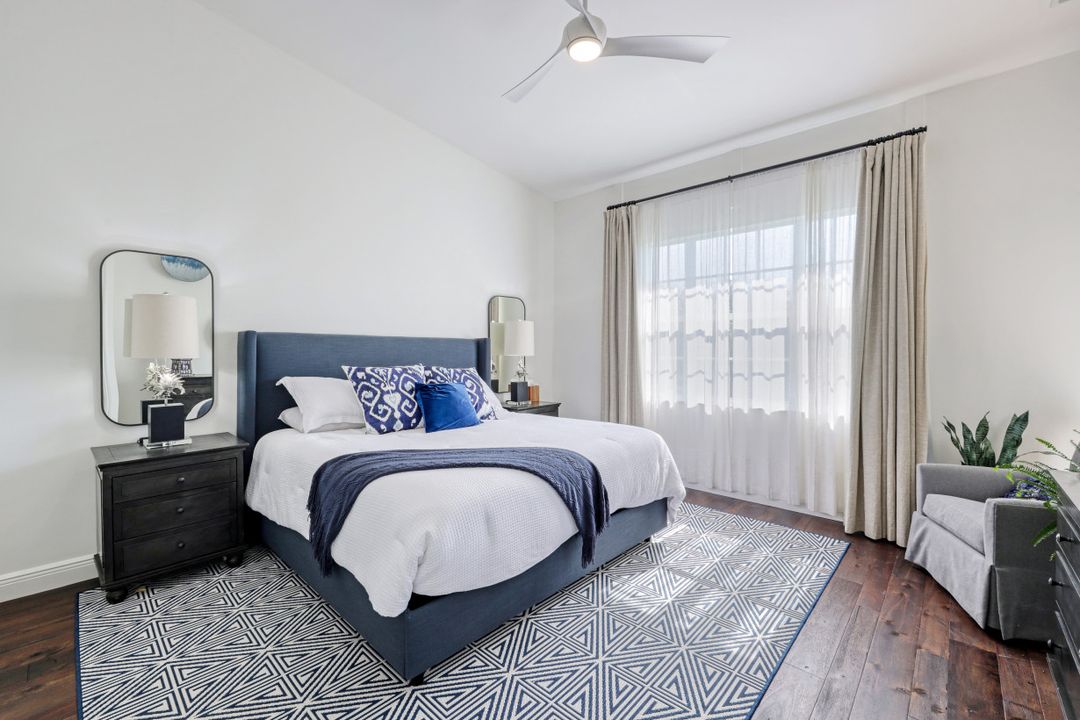 743 Bentwater Cir #203, Naples, FL 34108