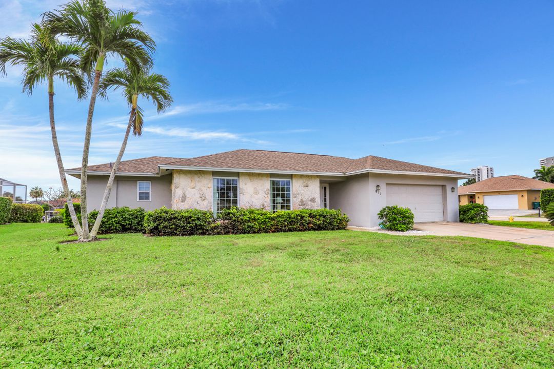 911 Tulip Ct, Marco Island, FL 34145