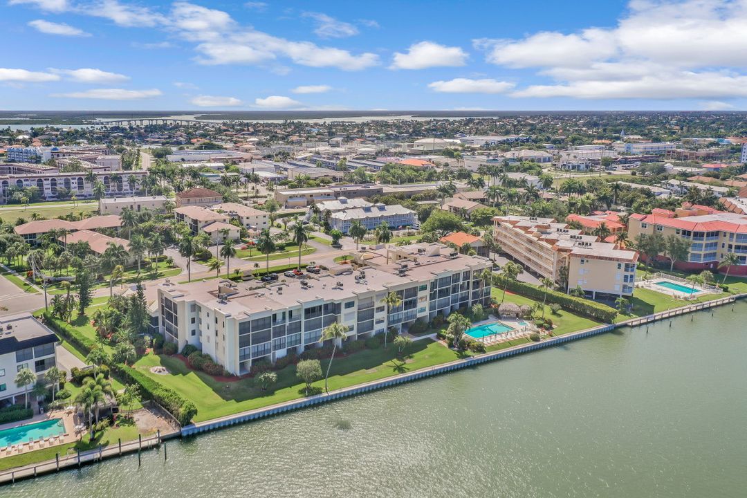 838 W Elkcam Cir #308, Marco Island, FL 34145