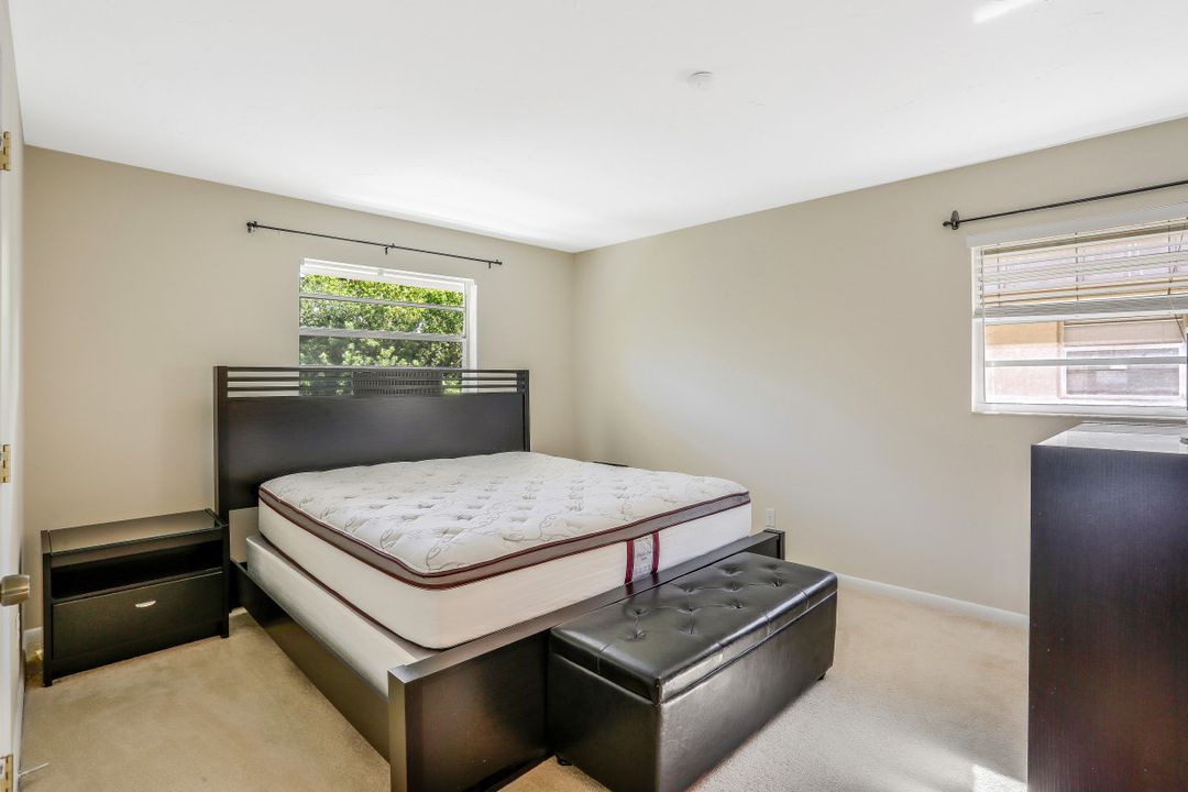 1549 Sandpiper St #92, Naples, FL 34102