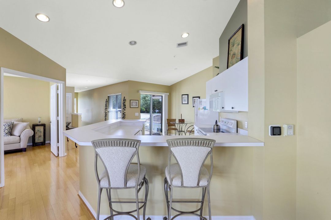 5410 Worthington Ln #204, Naples, FL 34110