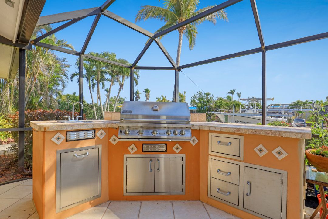 4929 SW 3rd Ave, Cape Coral, FL 33914