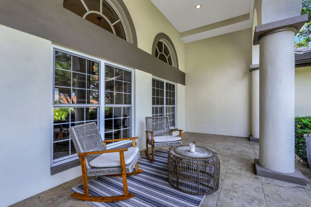 12911 Coco Plum Ln, Naples, FL 34119