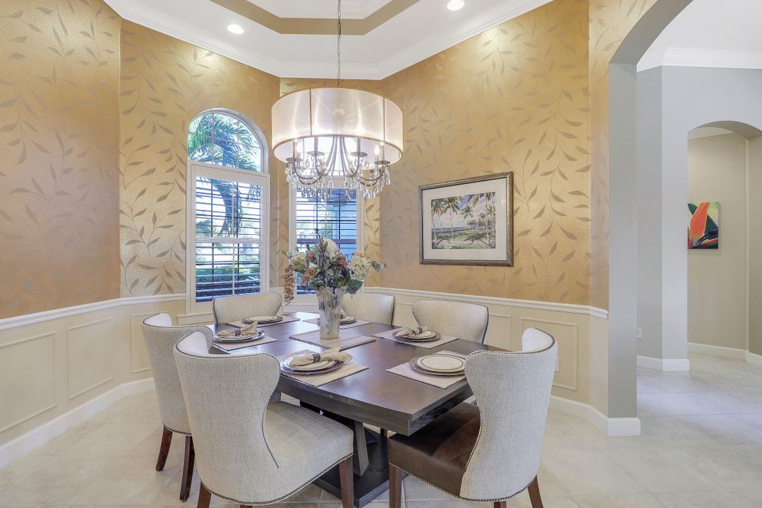 9661 Cobalt Cove Cir, Naples, FL 34120