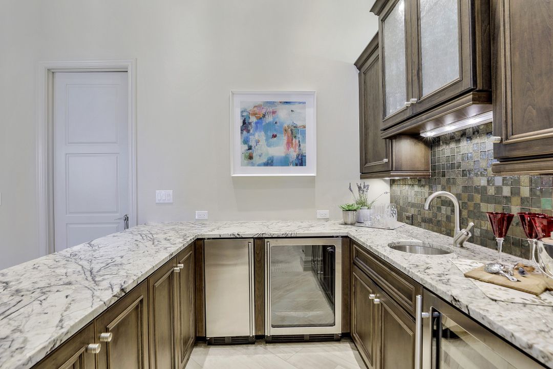 16434 Seneca Way, Naples, FL 34110