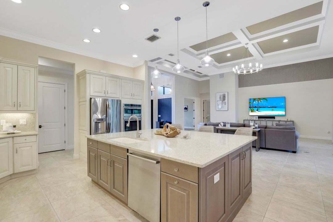 9539 Via Lago Way, Fort Myers, FL 33912