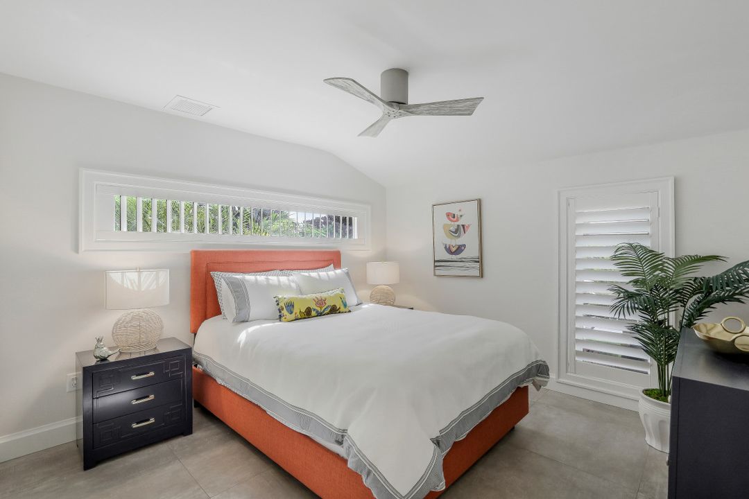 818 Perrine Ct, Marco Island, FL 34145