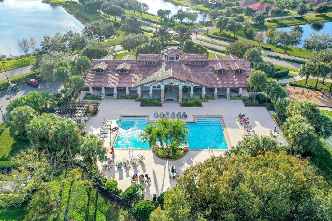 10654 Essex Square Blvd, Fort Myers, FL 33913