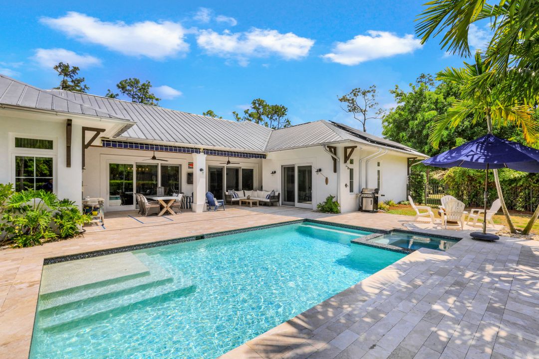 6730 Daniels Rd, Naples, FL 34109