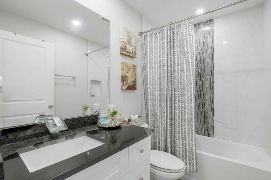 4020 NW 41st Pl, Cape Coral, FL 33993