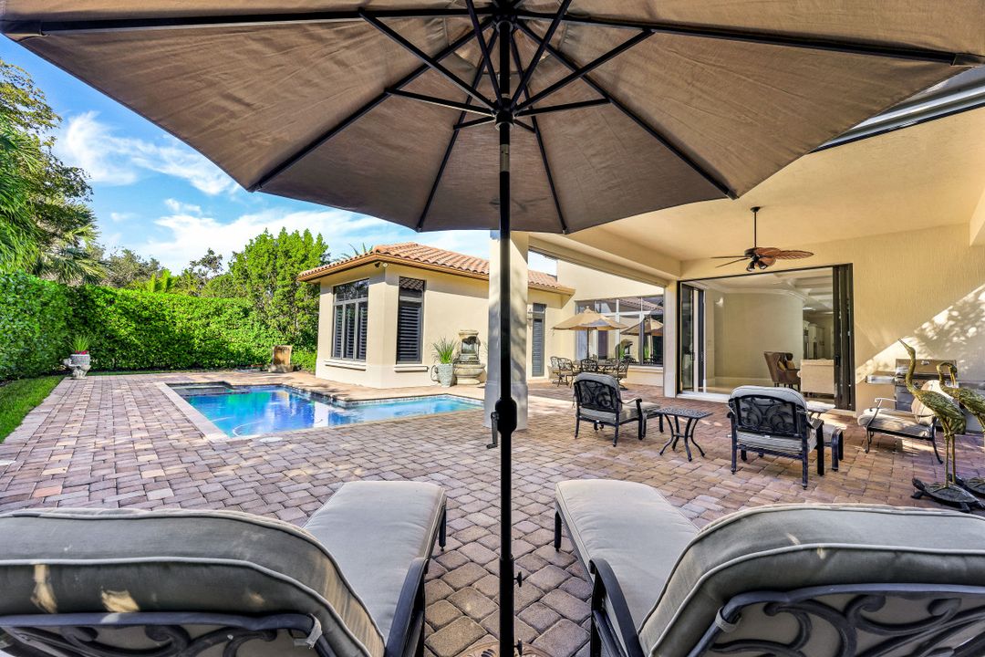 2351 Traditions Ct, Naples, FL 34105