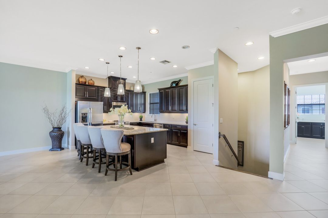 8761 Bellano Ct #203, Naples, FL 34119