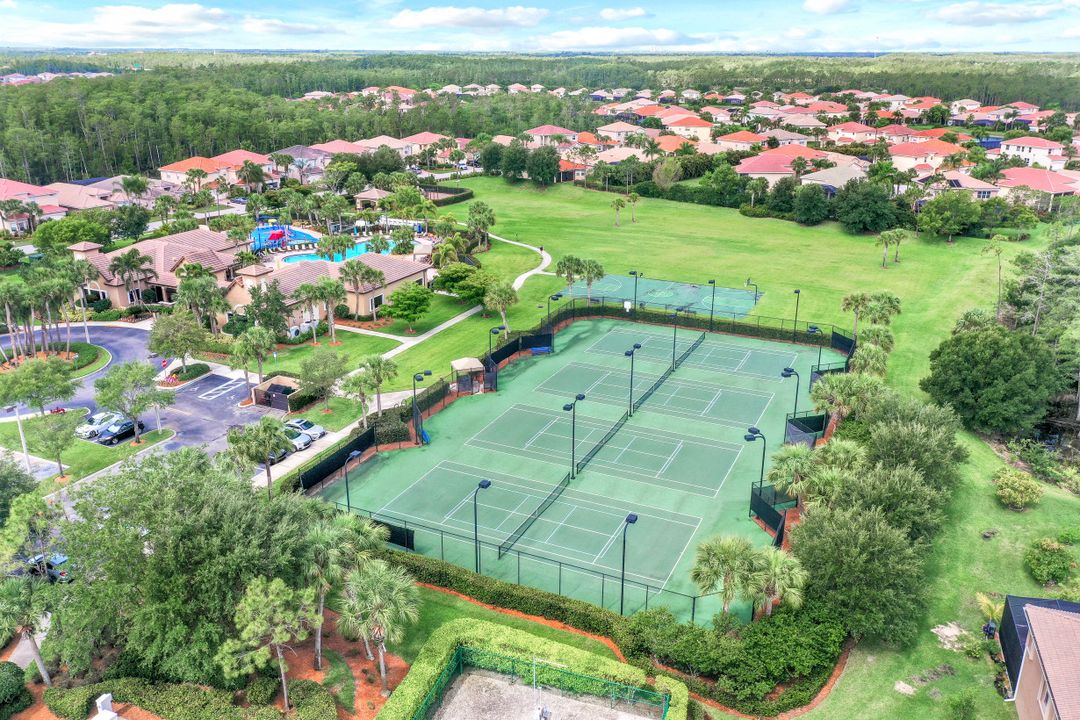 11137 Sparkleberry Dr, Fort Myers, FL 33913