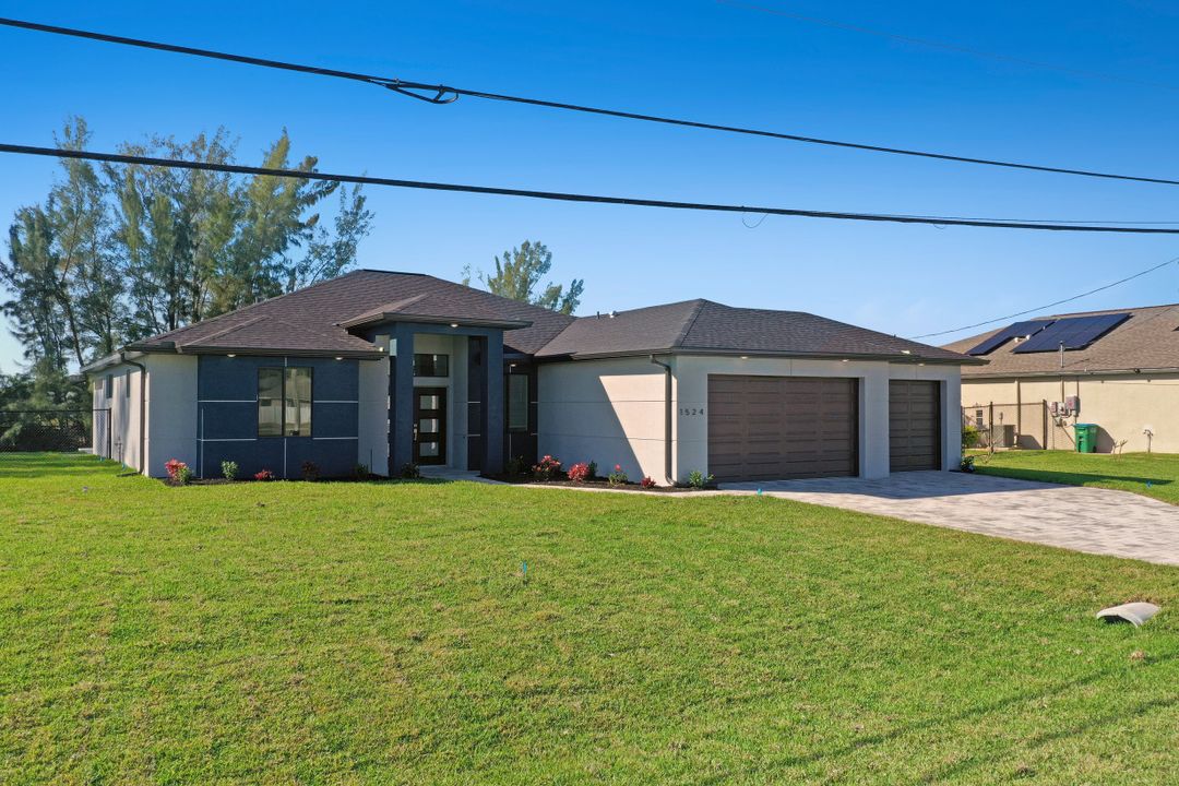 1524 SW 28th St, Cape Coral, FL 33914