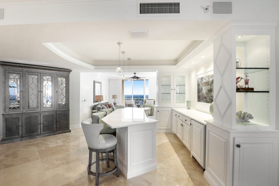 6597 Nicholas Blvd #1501, Naples, FL 34108