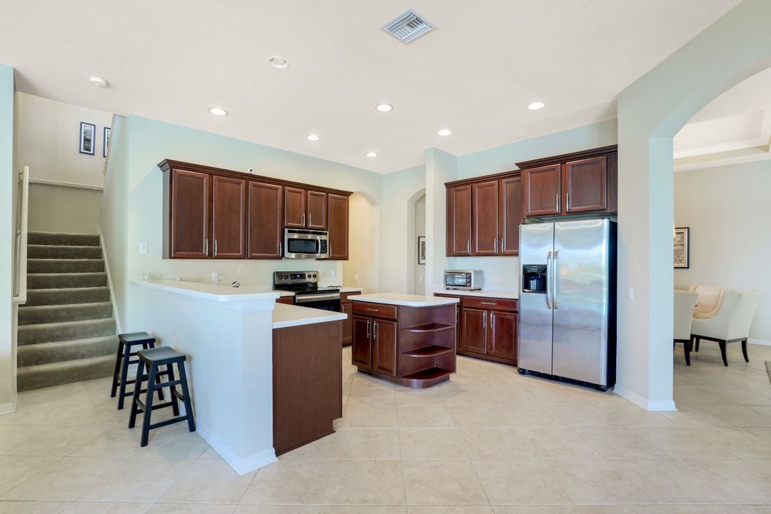 3028 Via San Marco Ct, Fort Myers, FL 33905