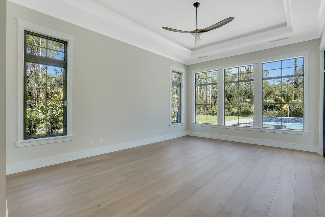 6435 Sable Ridge Ln, Naples, FL 34109