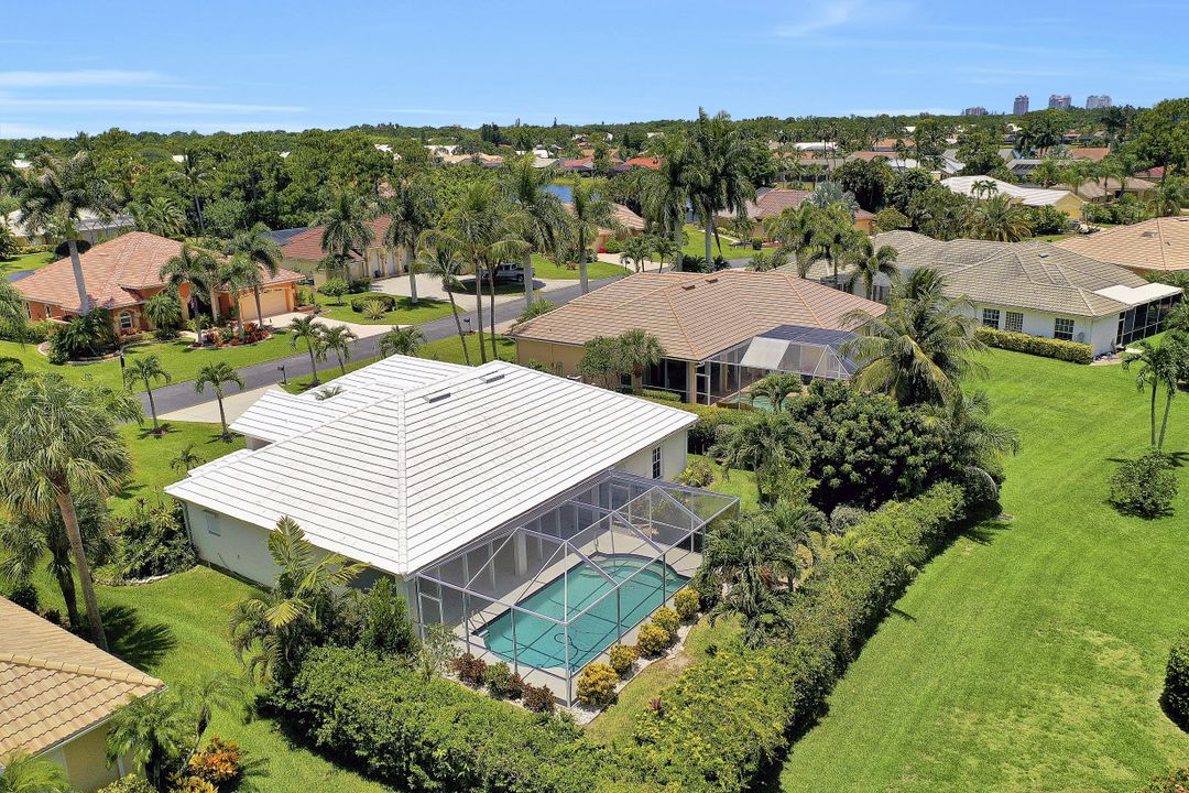 28070 Winthrop Cir, Bonita Springs, FL 34134