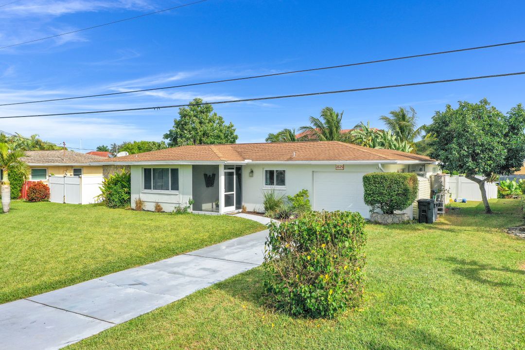 2625 SE 18th Ct, Cape Coral, FL 33904