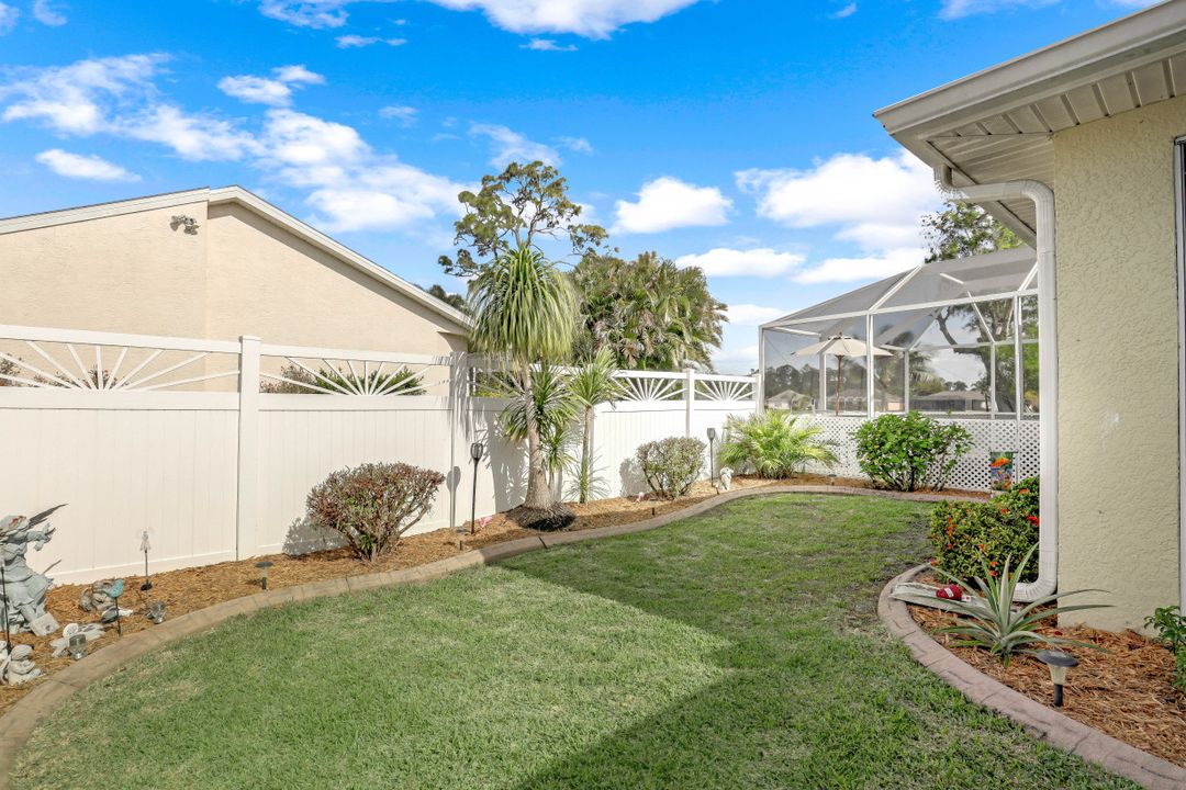 11588 Forest Mere Dr, Bonita Springs, FL 34135