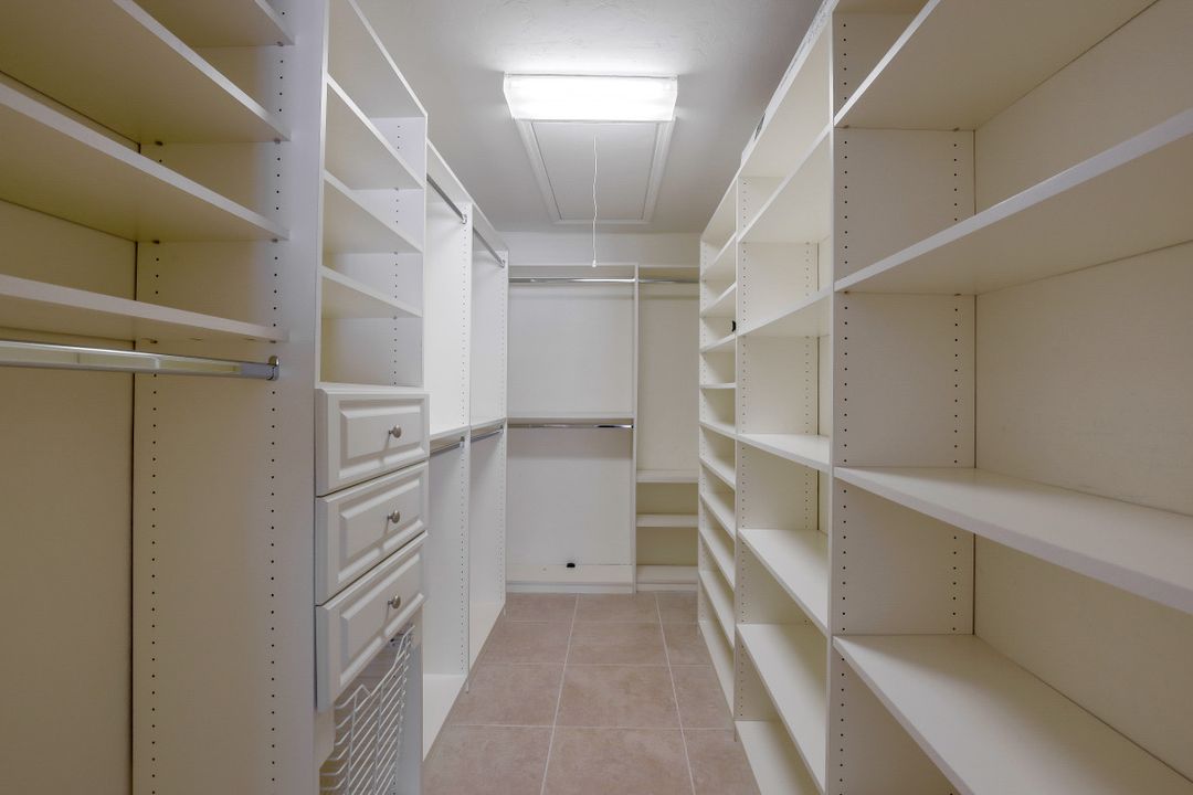 178 Cypress View Dr #C-34, Naples, FL 34113