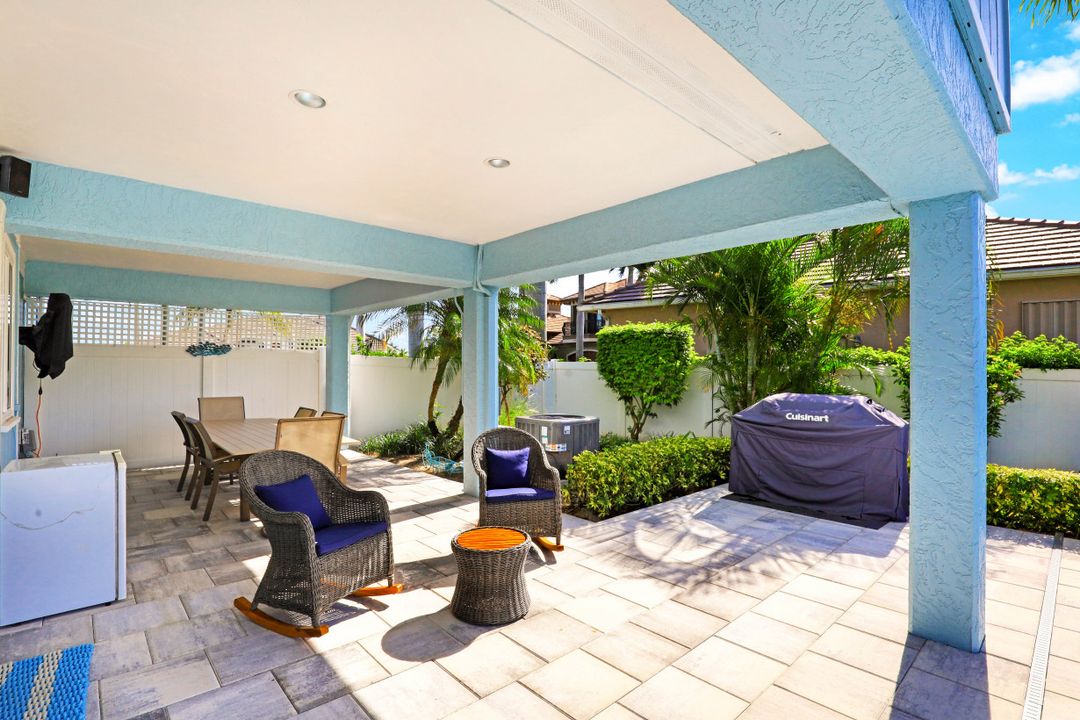 1187 Bond Ct, Marco Island, FL 34145