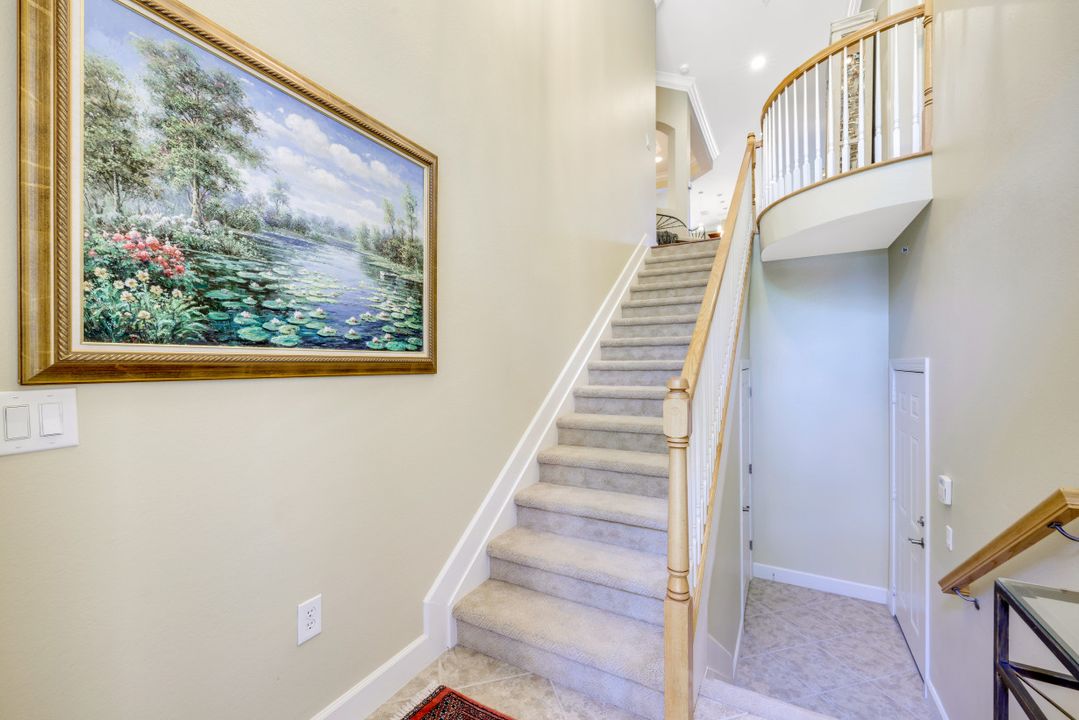 9220 Quartz Ln #201, Naples, FL 34120