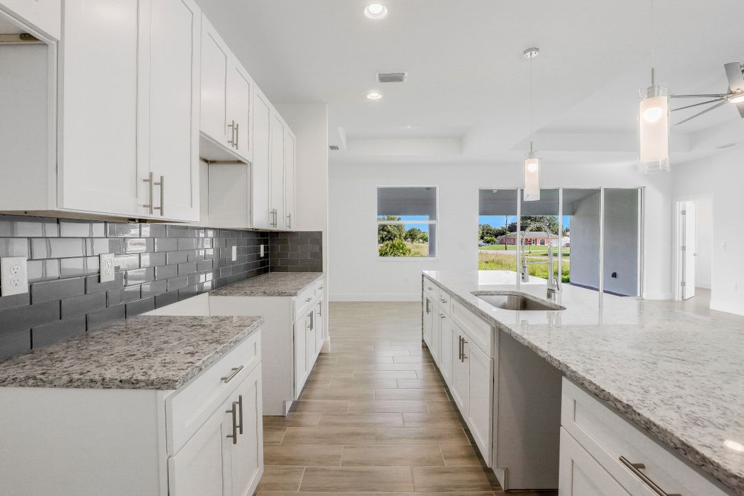 2900 51st St SW, Lehigh Acres, FL 33976