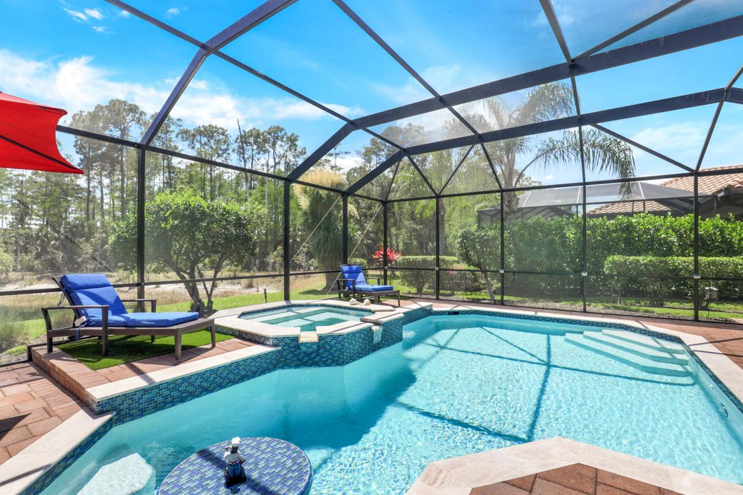 7323 Acorn Way, Naples, FL 34119