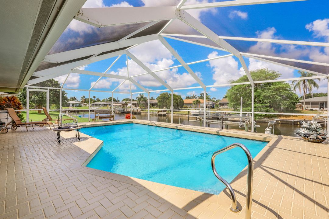 4408 SE 12th Ave, Cape Coral, FL 33904