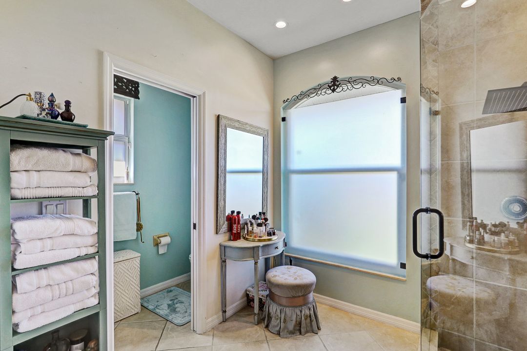 389 Colonial Ave, Marco Island, FL 34145