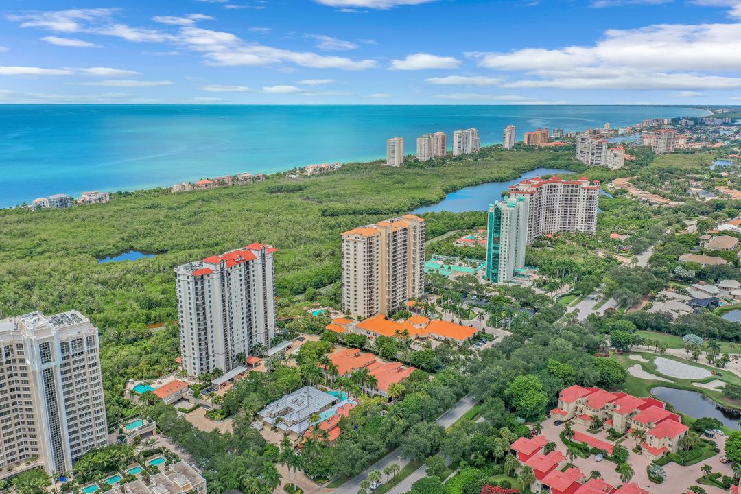 7225 Pelican Bay Blvd #605, Naples, FL 34108