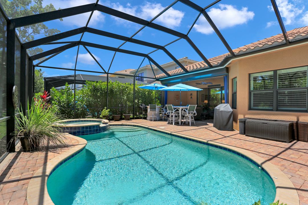 3578 Beaufort Ct, Naples, FL 34119