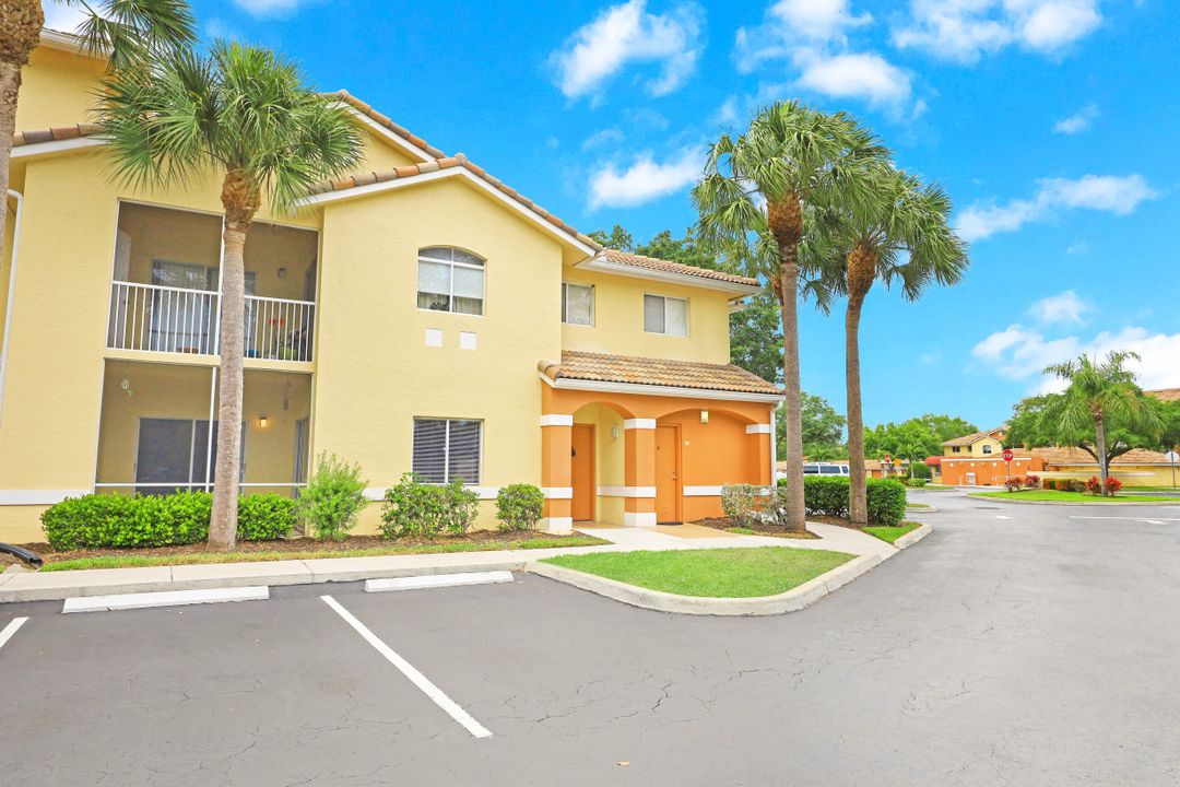 6490 Aragon Way #108, Fort Myers, FL 33966