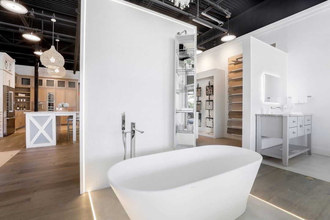 123 S Barfield Dr, Marco Island, FL 34145