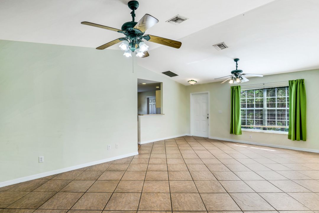 3880 Bennett Ln, Bonita Springs, FL 34134
