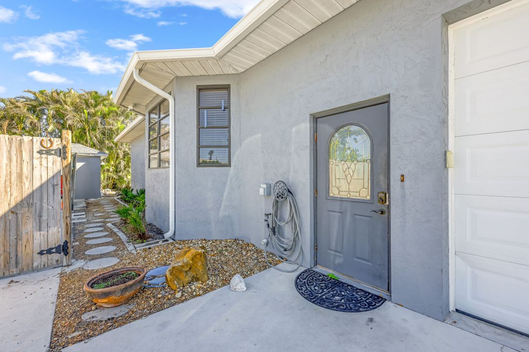 4884 Riverside Dr, Estero, FL 33928