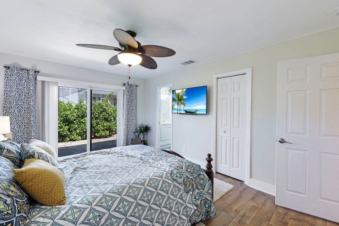 27732 East Dr, Bonita Springs, FL 34135