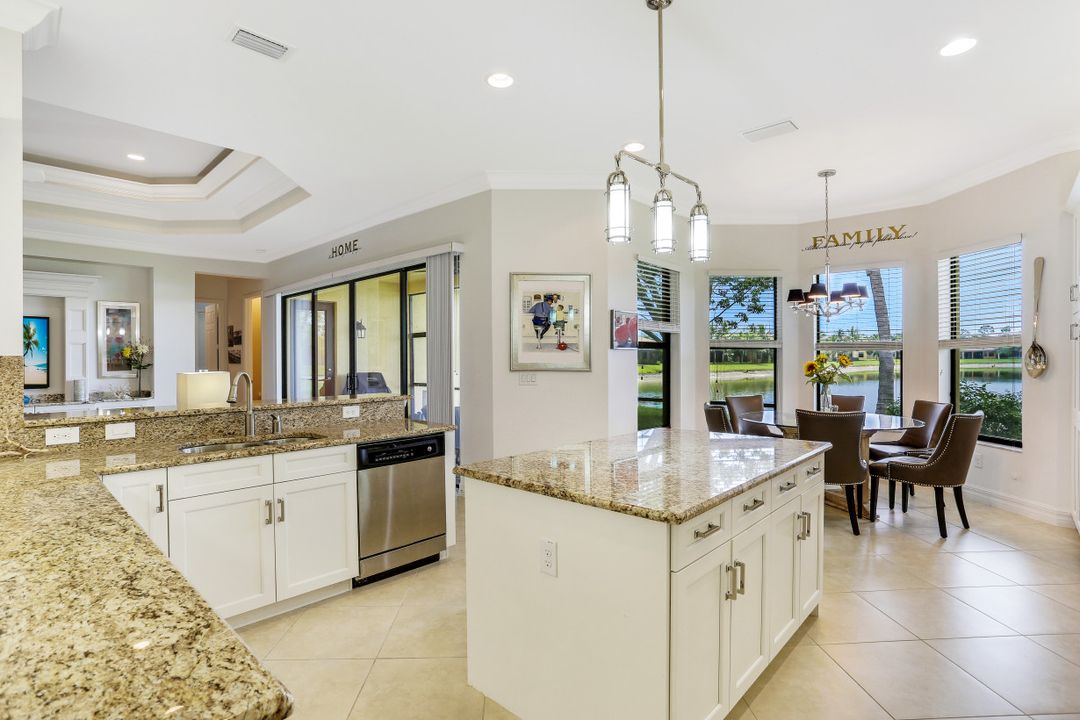 3883 Gibralter Dr, Naples, FL 34119