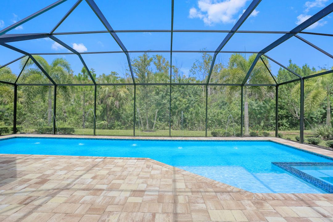 12774 Dundee Ln, Naples, FL 34120