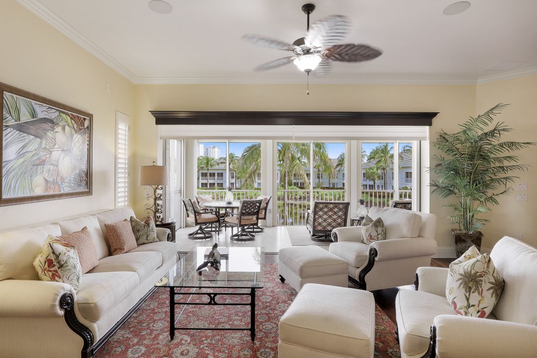 385 Sea Grove Ln #201, Naples, FL 34110