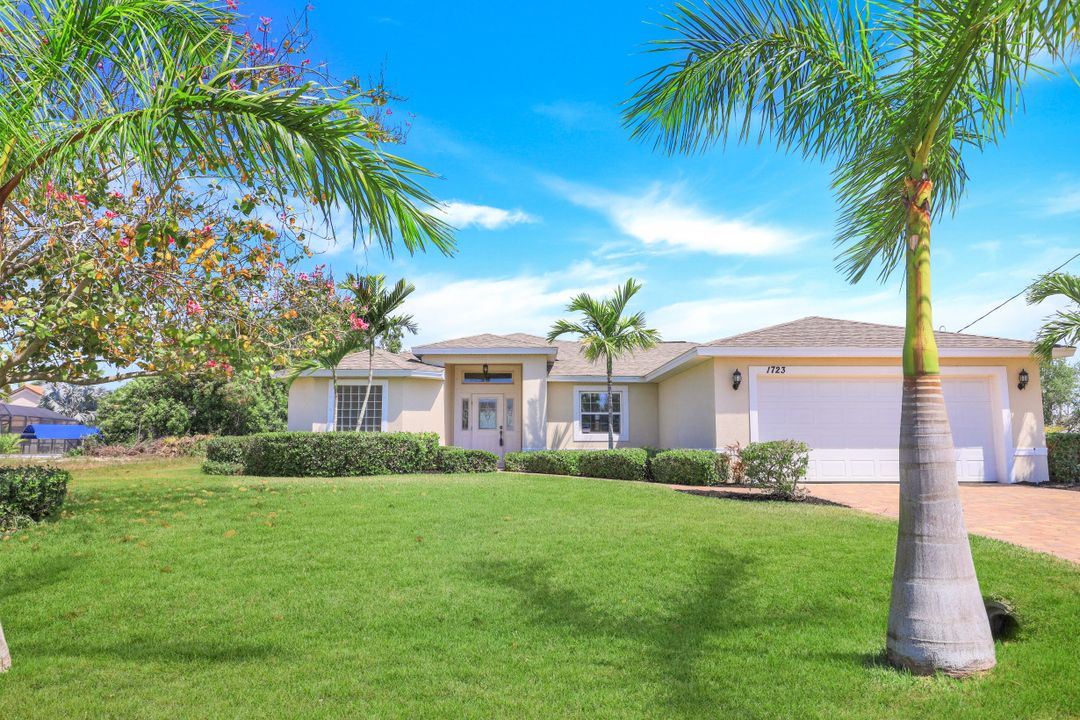 1723 SW 31st Ln, Cape Coral, FL 33914