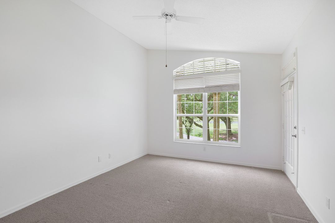 97 Silver Oaks Cir #2203, Naples, FL 34119