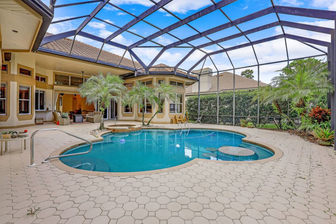 25060 Pennyroyal Dr, Bonita Springs, FL 34134