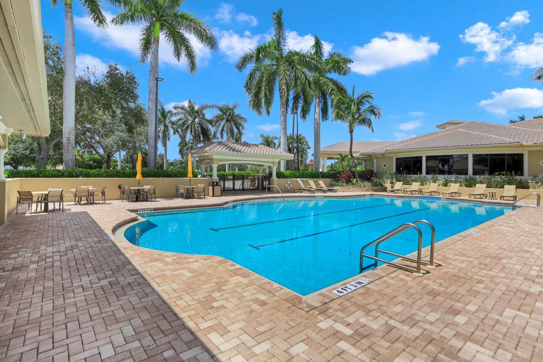 3601 Cedar Hammock View Ct, Naples, FL 34112