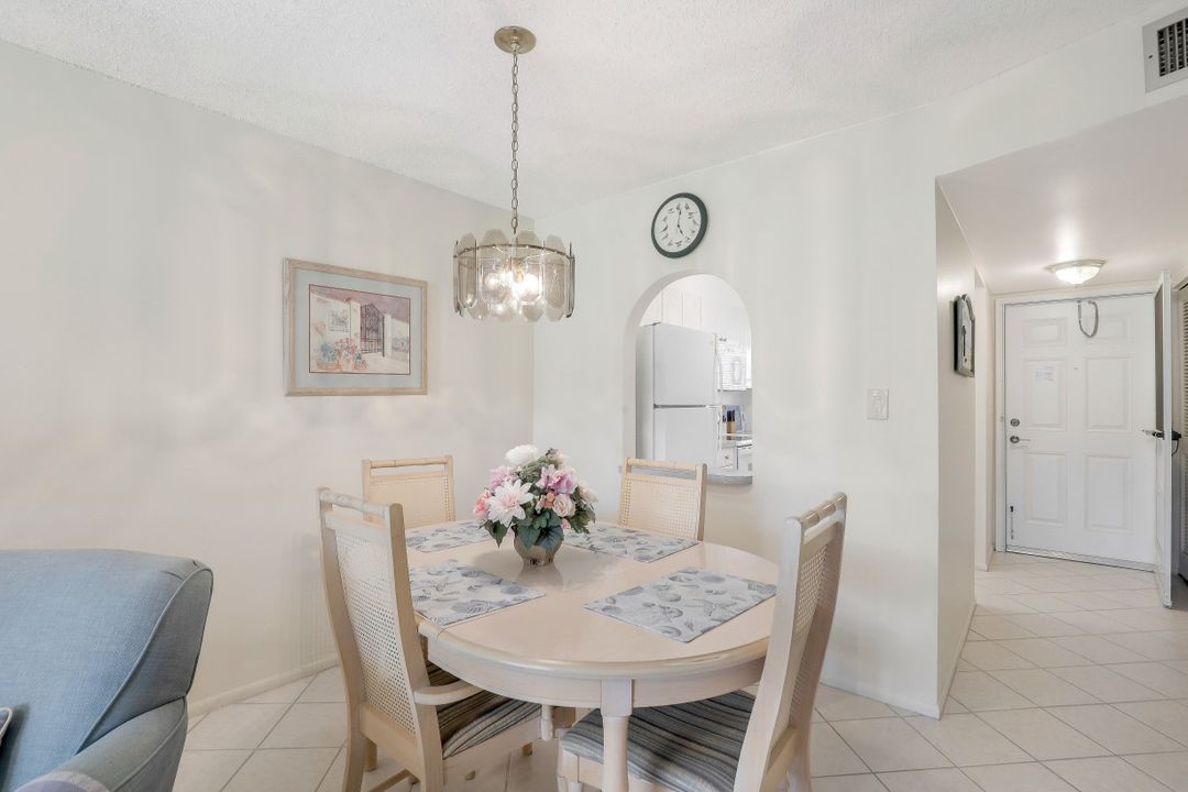 180 Turtle Lake Ct #103, Naples, FL 34105