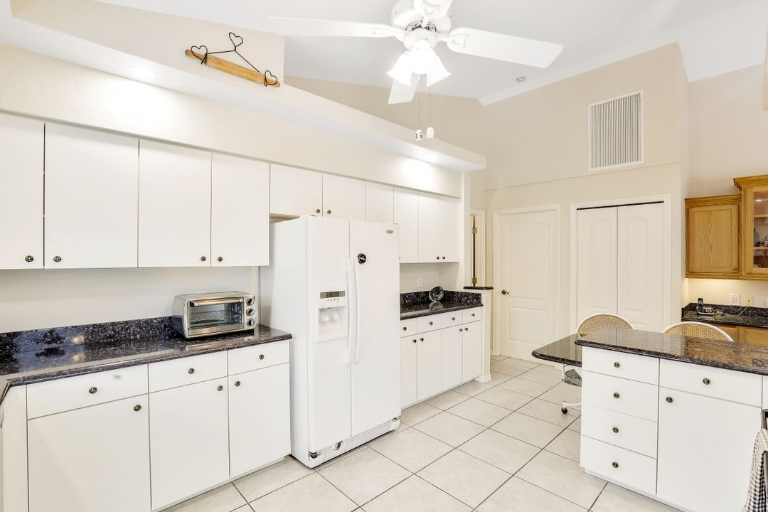 1223 Rosepetal Ln, Naples, FL 34105